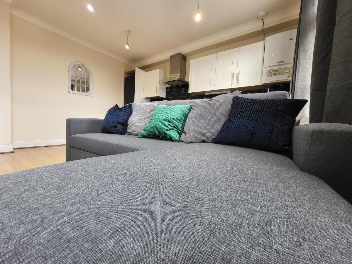 Tooting Bec Central Apartment By London Tube Exterior foto